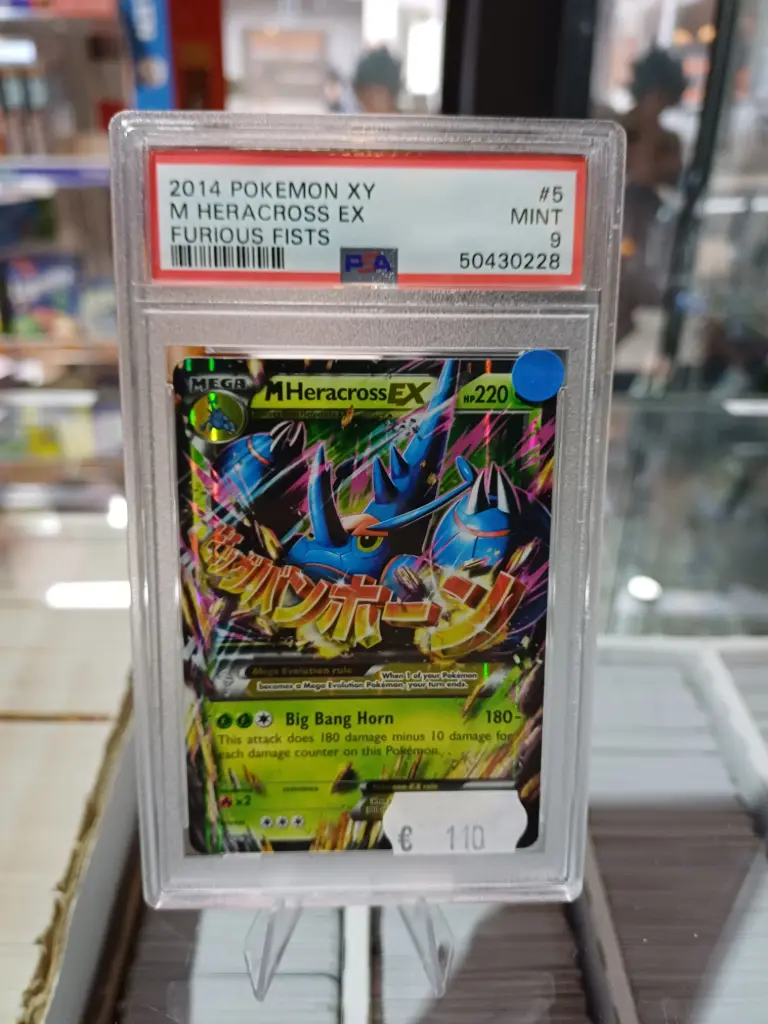 M Heracross EX #5 Pokemon Furious Fists PSA 9