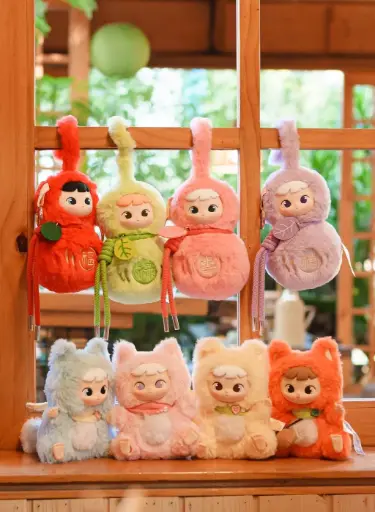 Cimmy Hulu and Fox Mystery box